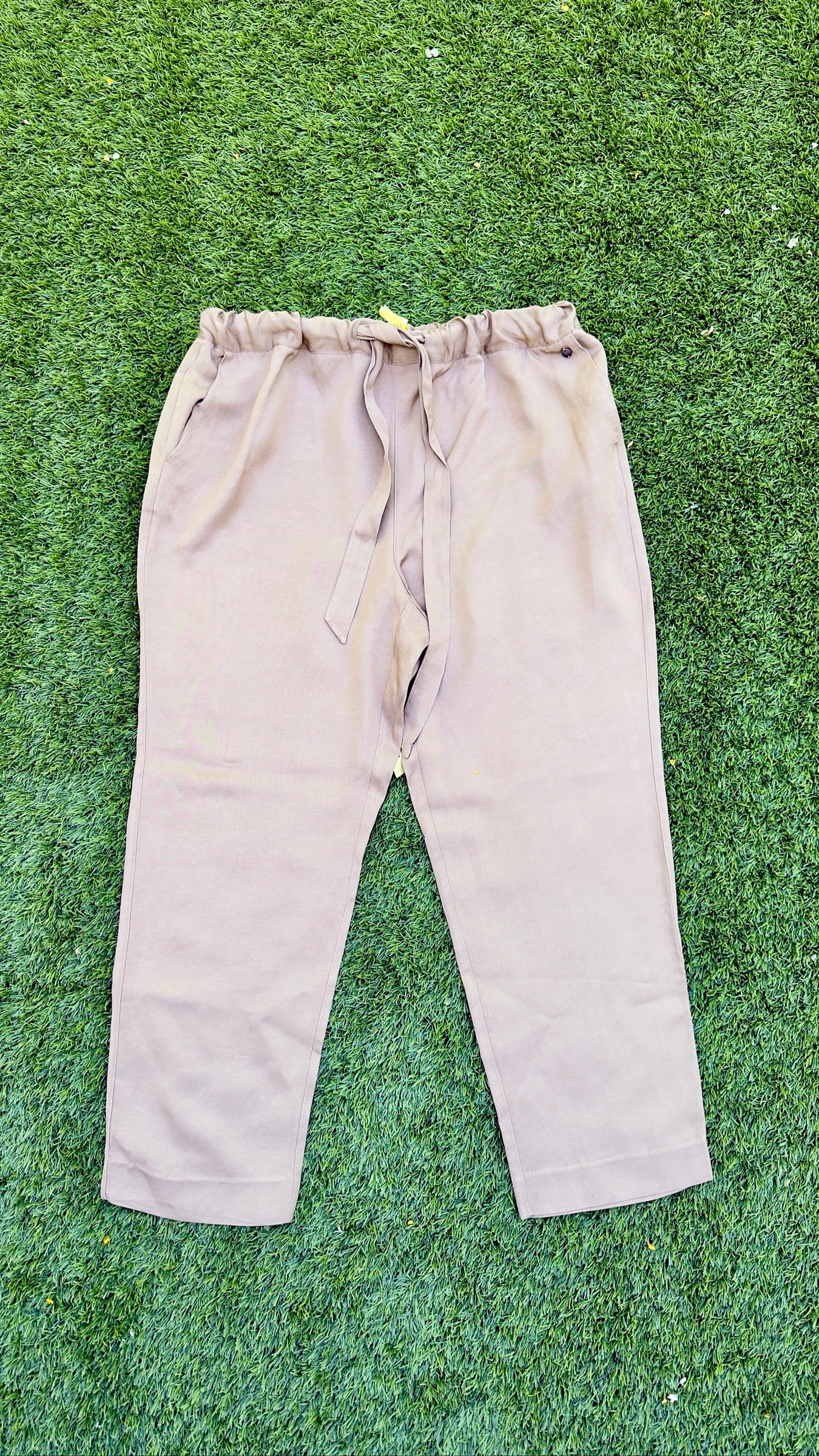 Pantalón color champán mujer talla 42 (Pedro del Hierro)
